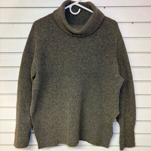 Aritzia Community Women’s L Yak and Wool Turtle Neck Oversized Side Slit Sweater